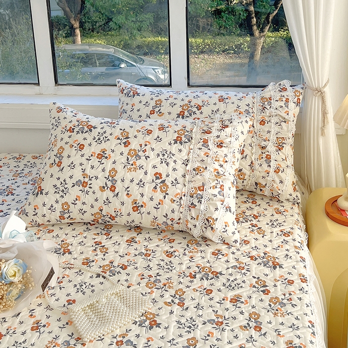 91家纺网 家纺一手货源 找家纺 罗艺轩 2024新款法式风蕾丝夹棉床裙款四件套 花想容-森之语