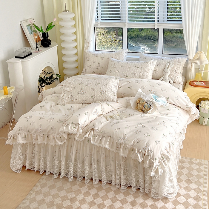 91家纺网 家纺一手货源 找家纺 罗艺轩 2024新款法式风蕾丝夹棉床裙款四件套 花想容-清新花蕊