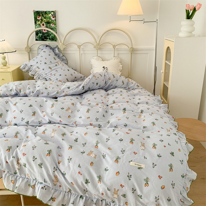 91家纺网 家纺一手货源 找家纺 昔可家纺 2023新款花边双层纱系列ok 草莓小兔蓝底