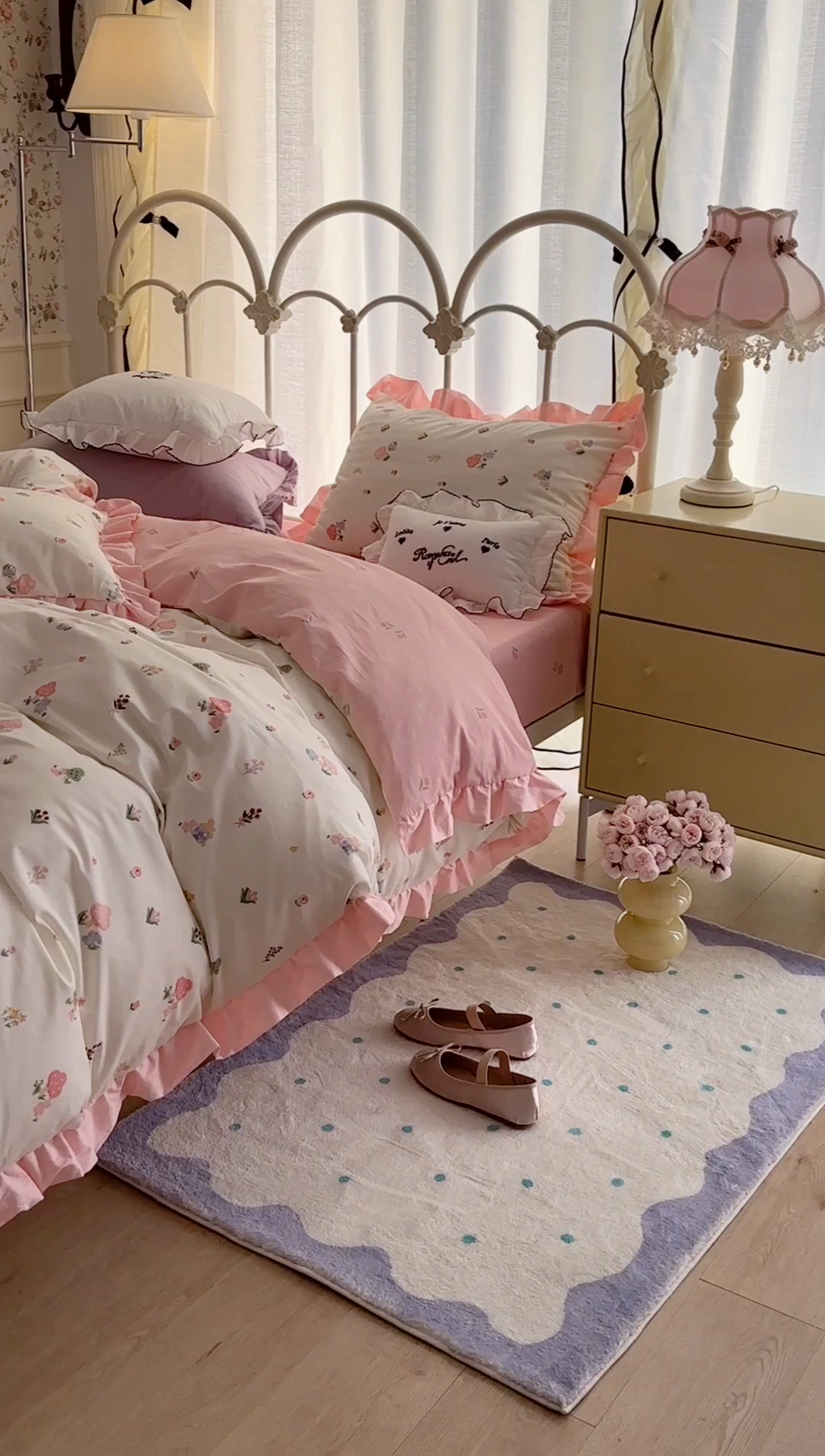 91家纺网 家纺一手货源 找家纺 昔可家纺 韩版对折褶皱花边全棉四件套ok 春日的小花花