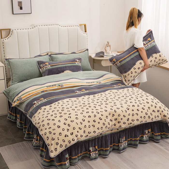 91家纺网 家纺一手货源 找家纺 登登家纺 加厚印花牛奶金貂法莱宝宝绒四件套  加州旅馆-绿