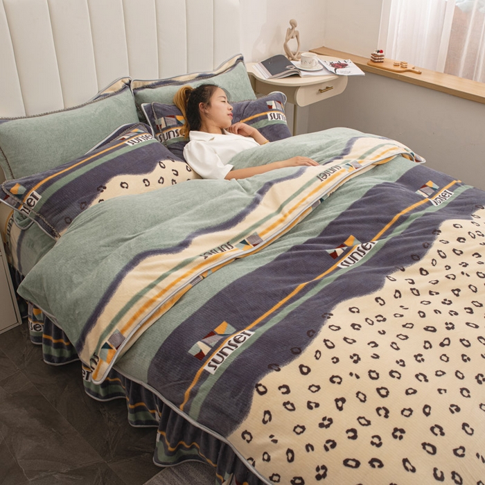 91家纺网 家纺一手货源 找家纺 登登家纺 加厚印花牛奶金貂法莱宝宝绒四件套  加州旅馆-绿