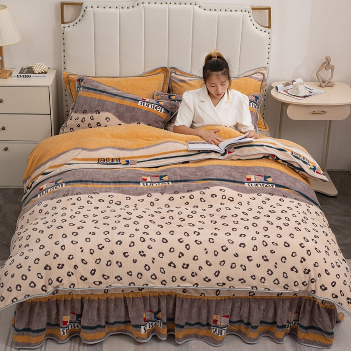 91家纺网 家纺一手货源 找家纺 登登家纺 加厚印花牛奶金貂法莱宝宝绒四件套  加州旅馆-黄