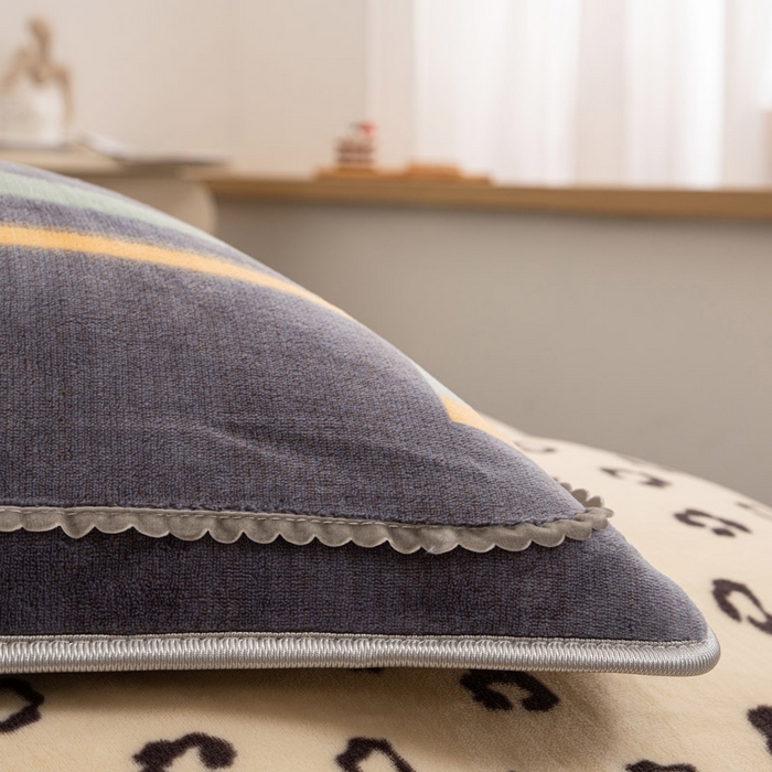 91家纺网 家纺一手货源 找家纺 登登家纺 加厚印花牛奶金貂法莱宝宝绒四件套  加州旅馆-绿