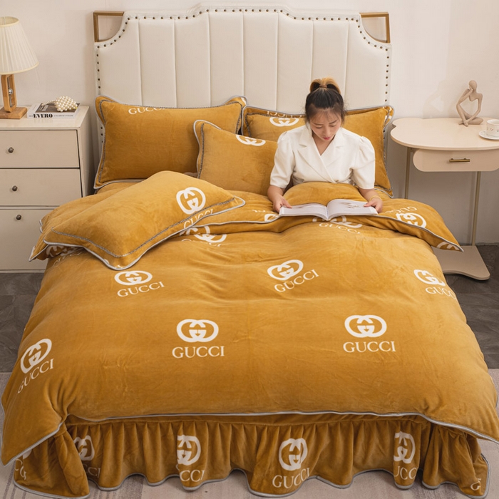 91家纺网 家纺一手货源 找家纺 登登家纺 加厚印花牛奶金貂法莱宝宝绒四件套  古驰风尚