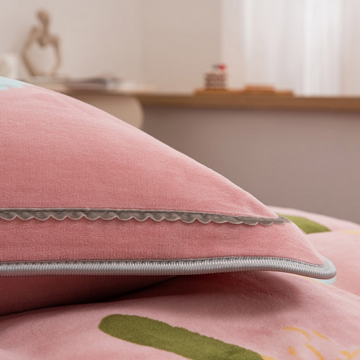 91家纺网 家纺一手货源 找家纺 登登家纺 加厚印花牛奶金貂法莱宝宝绒四件套  花团锦簇