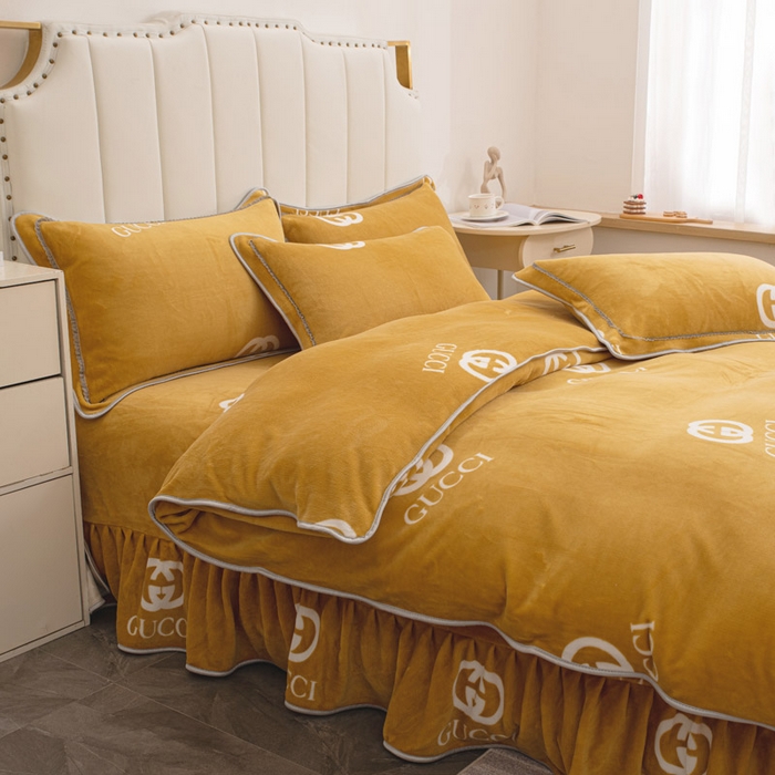 91家纺网 家纺一手货源 找家纺 登登家纺 加厚印花牛奶金貂法莱宝宝绒四件套  古驰风尚