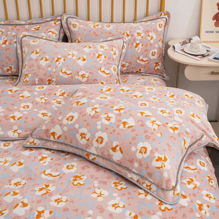 91家纺网 家纺一手货源 找家纺 登登家纺 加厚印花牛奶金貂法莱宝宝绒四件套  繁花似锦