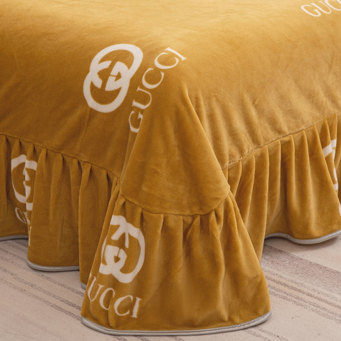 91家纺网 家纺一手货源 找家纺 登登家纺 加厚印花牛奶金貂法莱宝宝绒四件套  古驰风尚