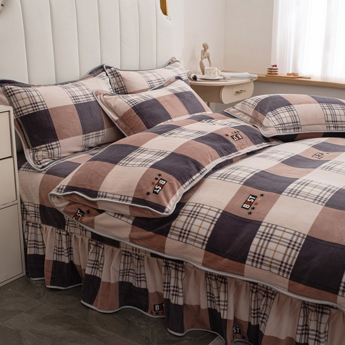 91家纺网 家纺一手货源 找家纺 登登家纺 加厚印花牛奶金貂法莱宝宝绒四件套  巴塞罗那