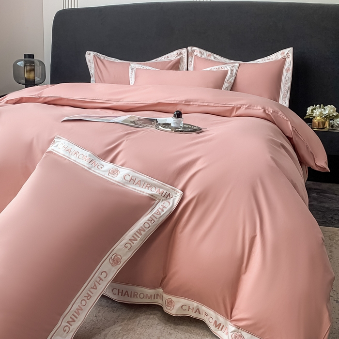 91家纺网 家纺一手货源 找家纺 梧桐家居 2023新款13372全棉刺绣宽边四件套-秀色系列 豆沙