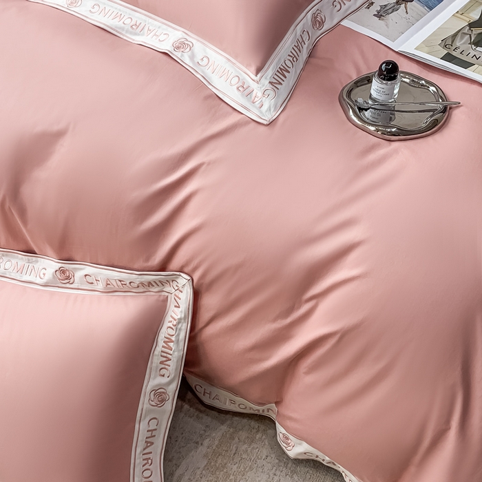 91家纺网 家纺一手货源 找家纺 梧桐家居 2023新款13372全棉刺绣宽边四件套-秀色系列 豆沙