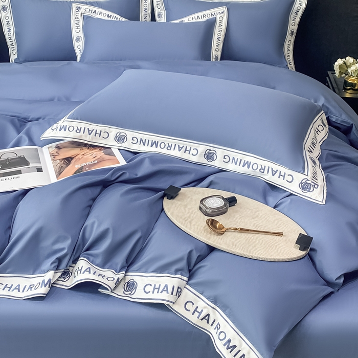 91家纺网 家纺一手货源 找家纺 梧桐家居 2023新款13372全棉刺绣宽边四件套-秀色系列 皇家蓝