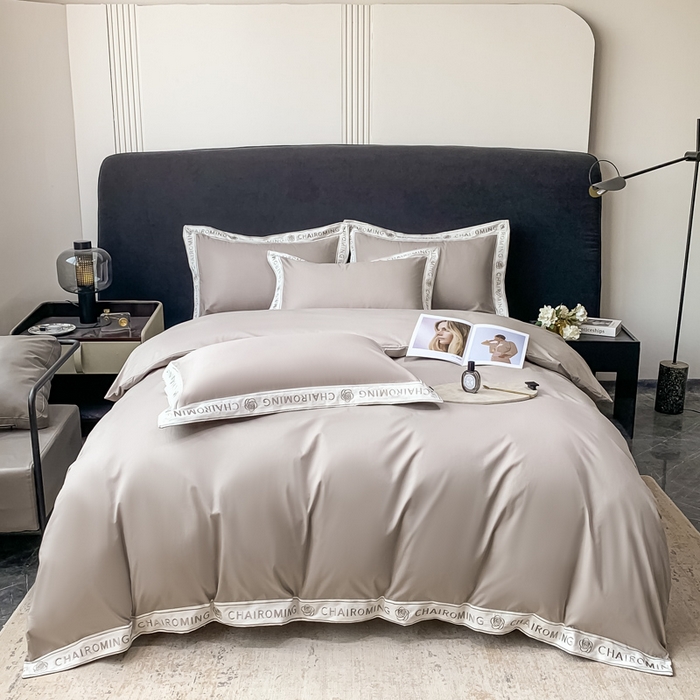 91家纺网 家纺一手货源 找家纺 梧桐家居 2023新款13372全棉刺绣宽边四件套-秀色系列 泥灰