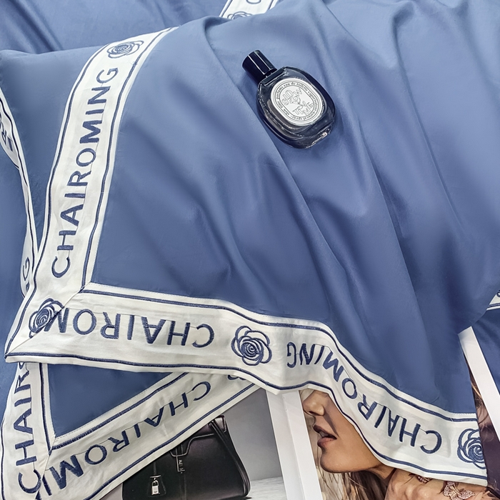 91家纺网 家纺一手货源 找家纺 梧桐家居 2023新款13372全棉刺绣宽边四件套-秀色系列 皇家蓝