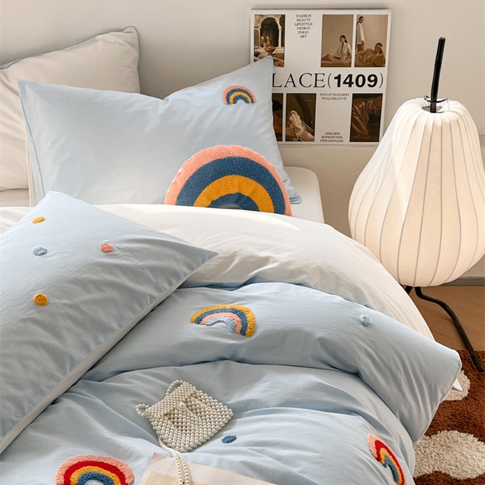 91家纺网 家纺一手货源 找家纺 慕尚家纺 2025新款全棉水洗棉毛巾绣四件套 彩虹-蓝白