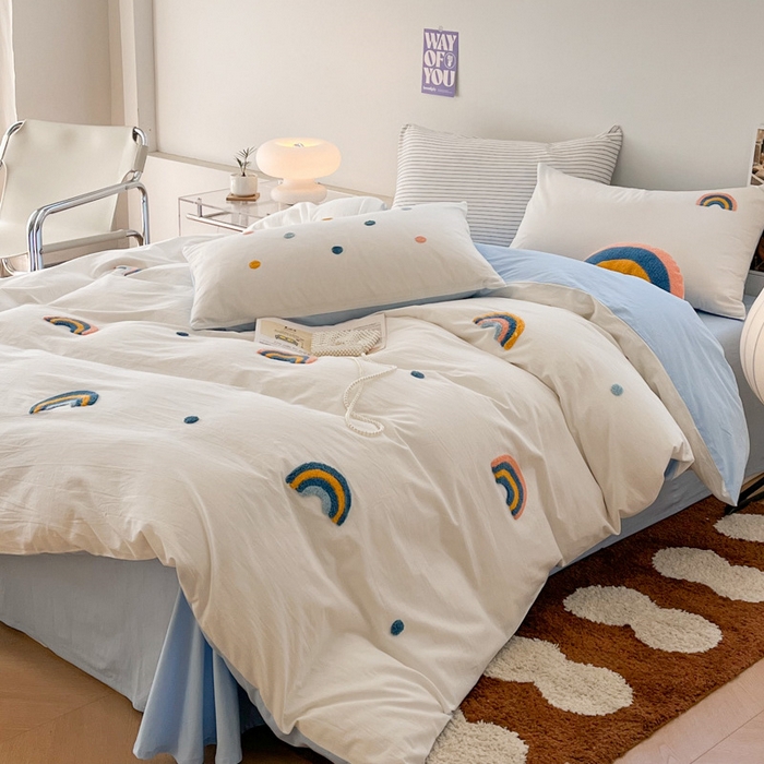 91家纺网 家纺一手货源 找家纺 慕尚家纺 2025新款全棉水洗棉毛巾绣四件套 彩虹--白蓝