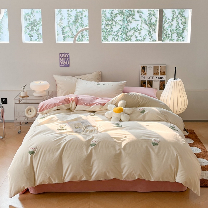 91家纺网 家纺一手货源 找家纺 慕尚家纺 2025新款全棉水洗棉毛巾绣四件套 郁金香-白粉