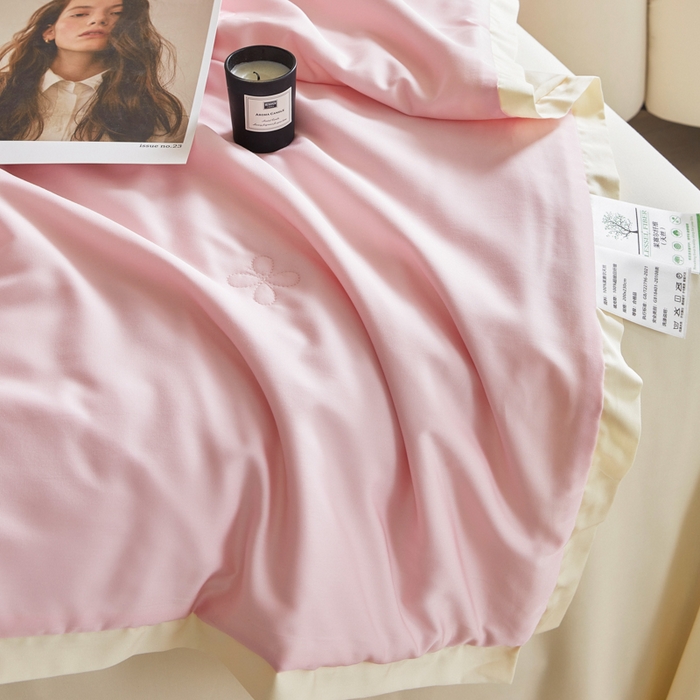 91家纺网 家纺一手货源 找家纺 天瑜家纺 2024新款纯色天丝夏被 落英粉