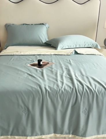 91家纺网 家纺一手货源 找家纺 天瑜家纺 2024新款纯色天丝夏被 伊兰