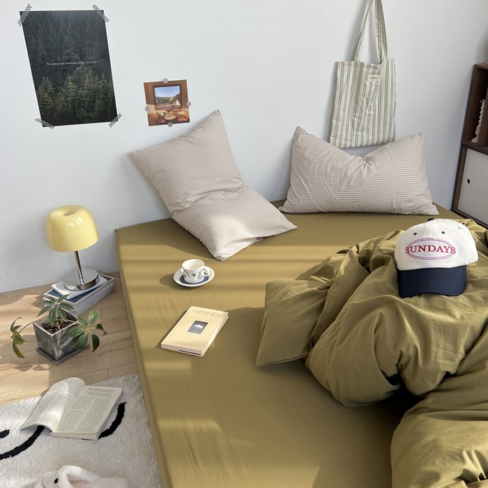 91家纺网 家纺一手货源 找家纺 六巷胡同 2023新款韩国ins博主条纹混搭纯色系四件套 伯牙琴弦