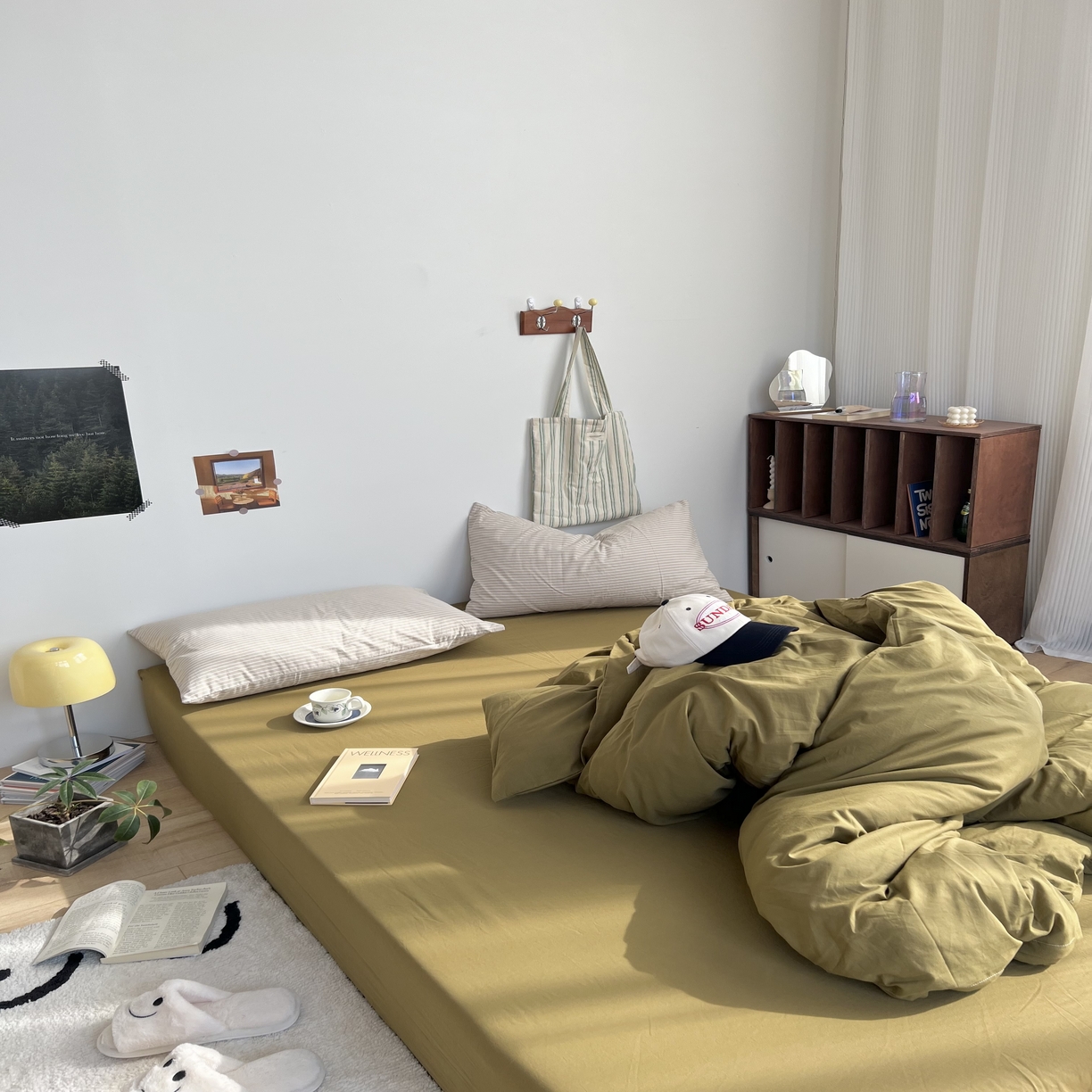 91家纺网 家纺一手货源 找家纺 六巷胡同 2023新款韩国ins博主条纹混搭纯色系四件套 伯牙琴弦