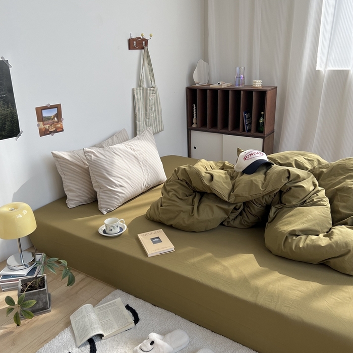 91家纺网 家纺一手货源 找家纺 六巷胡同 2023新款韩国ins博主条纹混搭纯色系四件套 伯牙琴弦