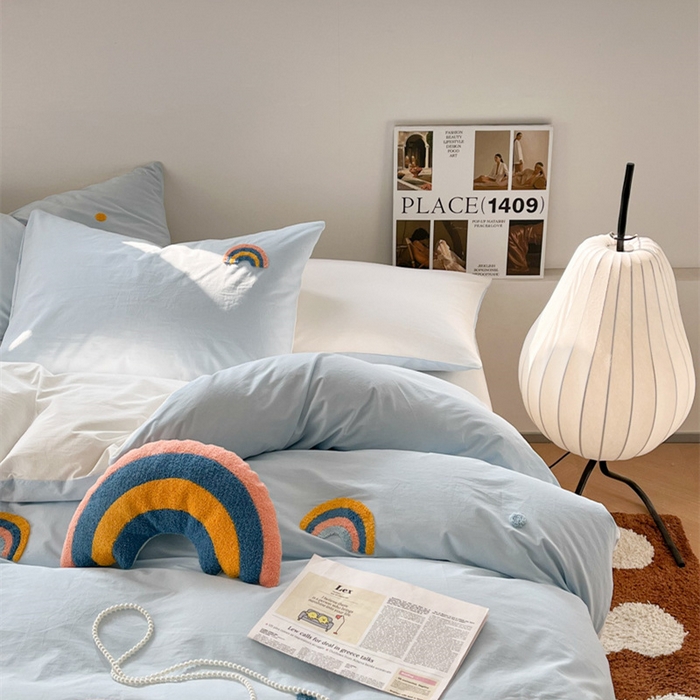 91家纺网 家纺一手货源 找家纺 慕尚家纺 2025新款全棉水洗棉毛巾绣四件套 彩虹-蓝白