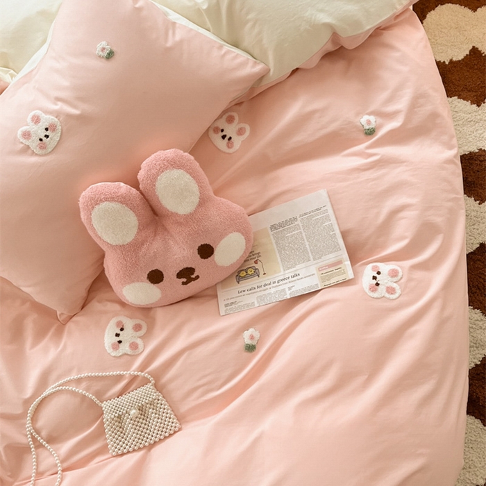 91家纺网 家纺一手货源 找家纺 慕尚家纺 2025新款全棉水洗棉毛巾绣四件套 米兔兔-玉白