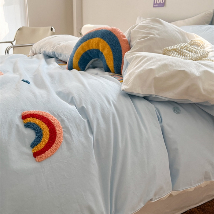 91家纺网 家纺一手货源 找家纺 慕尚家纺 2025新款全棉水洗棉毛巾绣四件套 彩虹-蓝白