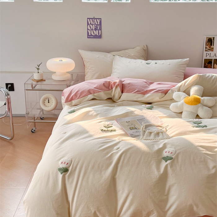 91家纺网 家纺一手货源 找家纺 慕尚家纺 2025新款全棉水洗棉毛巾绣四件套 郁金香-白粉