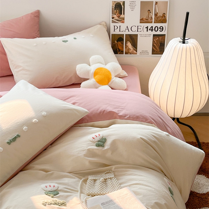 91家纺网 家纺一手货源 找家纺 慕尚家纺 2025新款全棉水洗棉毛巾绣四件套 郁金香-白粉