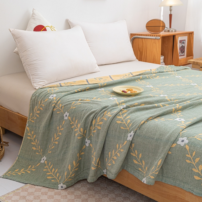 91家纺网 家纺一手货源 找家纺 卡奥 2024款花系全棉水洗三层纱毛巾被盖毯毛毯 藤蔓