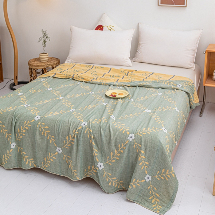 91家纺网 家纺一手货源 找家纺 卡奥 2024款花系全棉水洗三层纱毛巾被盖毯毛毯 藤蔓