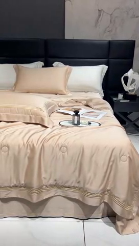 91家纺网 家纺一手货源 找家纺 2023新款80支兰精天丝夏被 华尔兹系列 饼干色