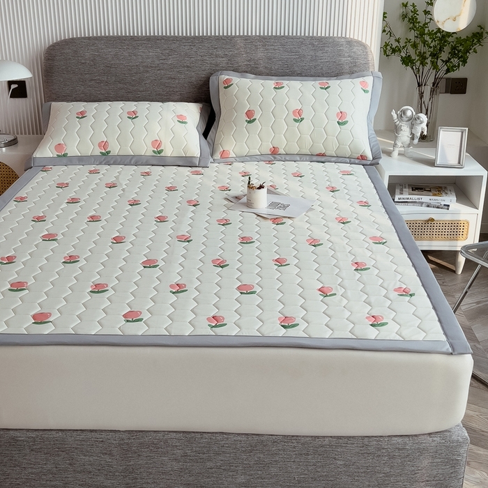 91家纺网 家纺一手货源 找家纺 慕尚家纺 2025新款加厚印花乳胶席凉感丝乳胶凉席 郁金香粉