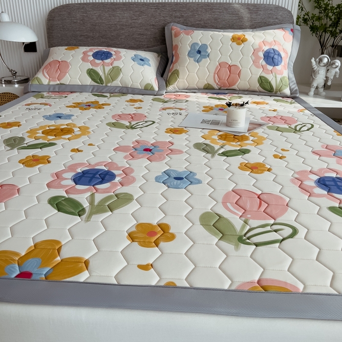 91家纺网 家纺一手货源 找家纺 慕尚家纺 2025新款加厚印花乳胶席凉感丝乳胶凉席 向日葵