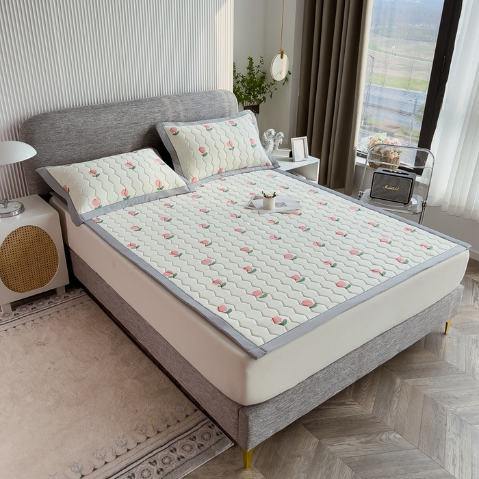 91家纺网 家纺一手货源 找家纺 慕尚家纺 2025新款加厚印花乳胶席凉感丝乳胶凉席 郁金香粉