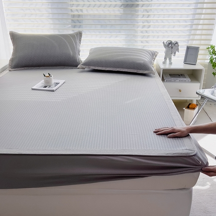 91家纺网 家纺一手货源 找家纺 （总）摩妮卡 2025凉感雪莲丝凉席三件套-床笠款