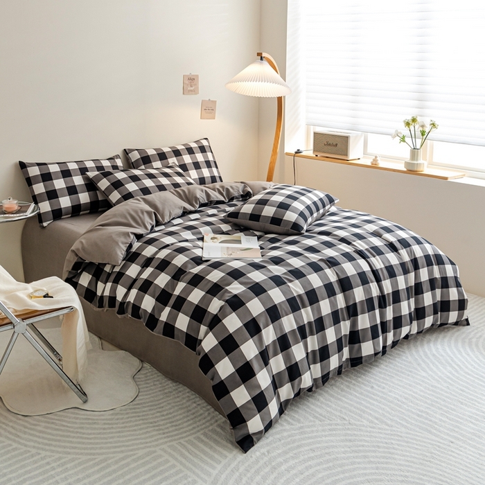 91家纺网 家纺一手货源 找家纺 米瑞娜 2024新款无印风四件套格子条纹水洗棉四件套 黑白中格