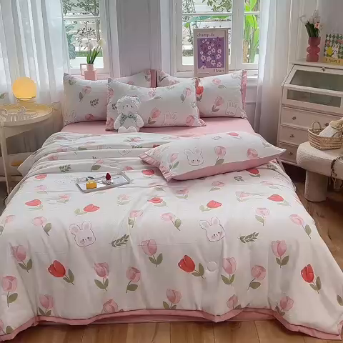 91家纺网 家纺一手货源 找家纺 梦之岛 2023新款A类母婴级双层纱水洗棉麻夏凉被四件套 甜心兔