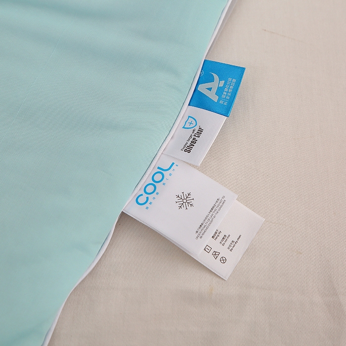 91家纺网 家纺一手货源 找家纺 艾佳宝贝 2023凉感丝冰淇淋夏被-小冰豆系列 绿拼灰