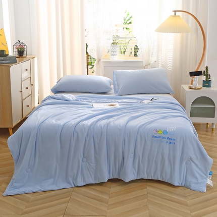 91家纺网 家纺一手货源 找家纺 （总）艾佳宝贝 2023凉感丝冰淇淋夏被-小冰豆系列