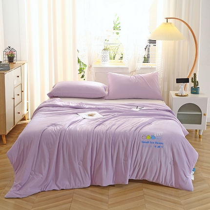 91家纺网 家纺一手货源 找家纺 艾佳宝贝 2023凉感丝冰淇淋夏被-小冰豆系列 紫色