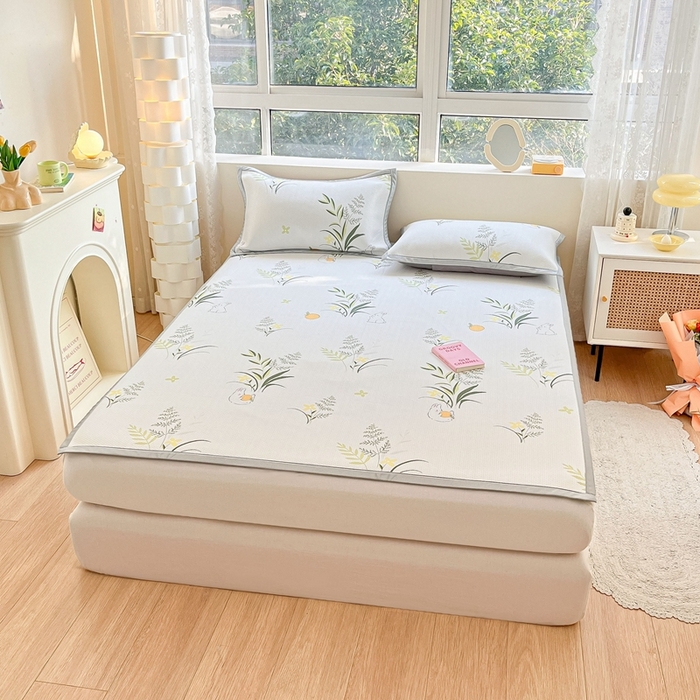 91家纺网 家纺一手货源 找家纺 慕尚  2025新款满天星凉席夏被组合四件套 幸运草