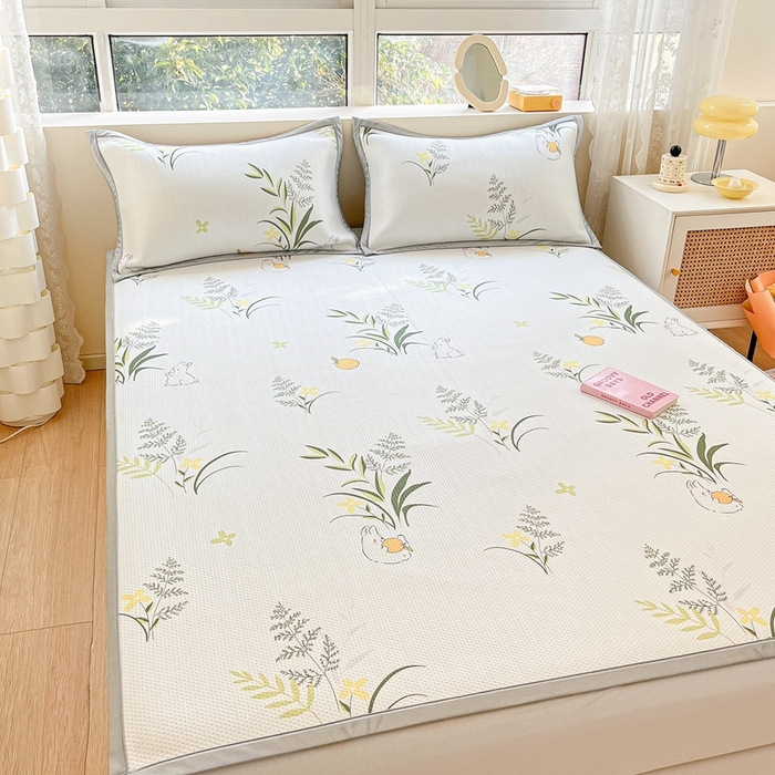 91家纺网 家纺一手货源 找家纺 慕尚  2025新款满天星凉席夏被组合四件套 幸运草