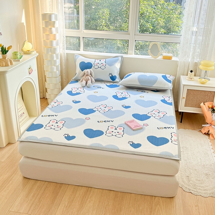 91家纺网 家纺一手货源 找家纺 慕尚  2025新款满天星凉席夏被组合四件套 幸运兔