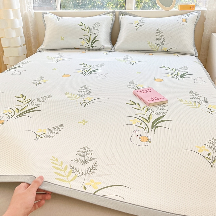 91家纺网 家纺一手货源 找家纺 慕尚  2025新款满天星凉席夏被组合四件套 幸运草