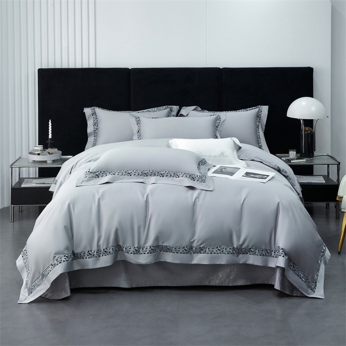 91家纺网 家纺一手货源 找家纺 榻尚家居2023款纯棉贡缎蕾丝款四件套(会员-20) 优雅灰