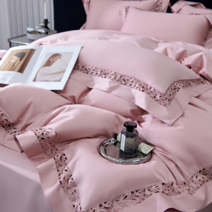 91家纺网 家纺一手货源 找家纺 榻尚家居2023款纯棉镂空贡缎蕾丝款四件套(会员-20) 曙光粉